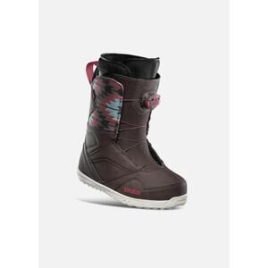 ThirtyTwo STW Boa snowboard boots in a brown southwestern pattern, Womens Size 6